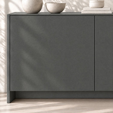 Obsidian matte interieurfolie op dressoir en kastdeuren